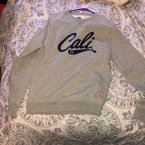 long sleeve cali sweatshirt